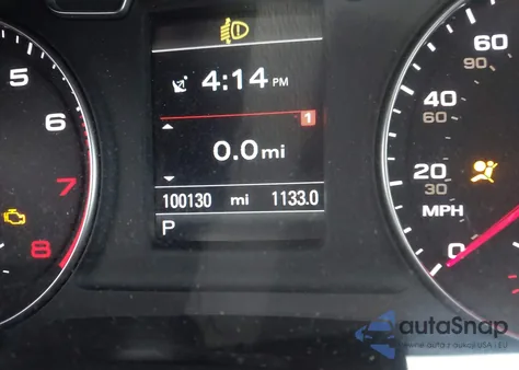 2018 Audi Q3 2.0T Premium/2.0T Sport Premium z USA, uszkodzony, nr VIN WA1ECCFS2JR020927